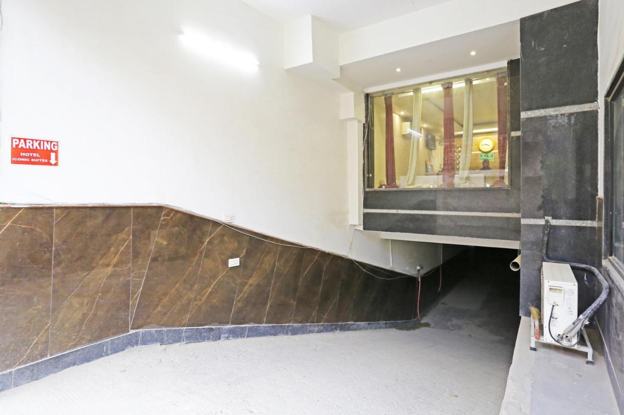 Iconic Near Delhi Igi International Airport Hotel