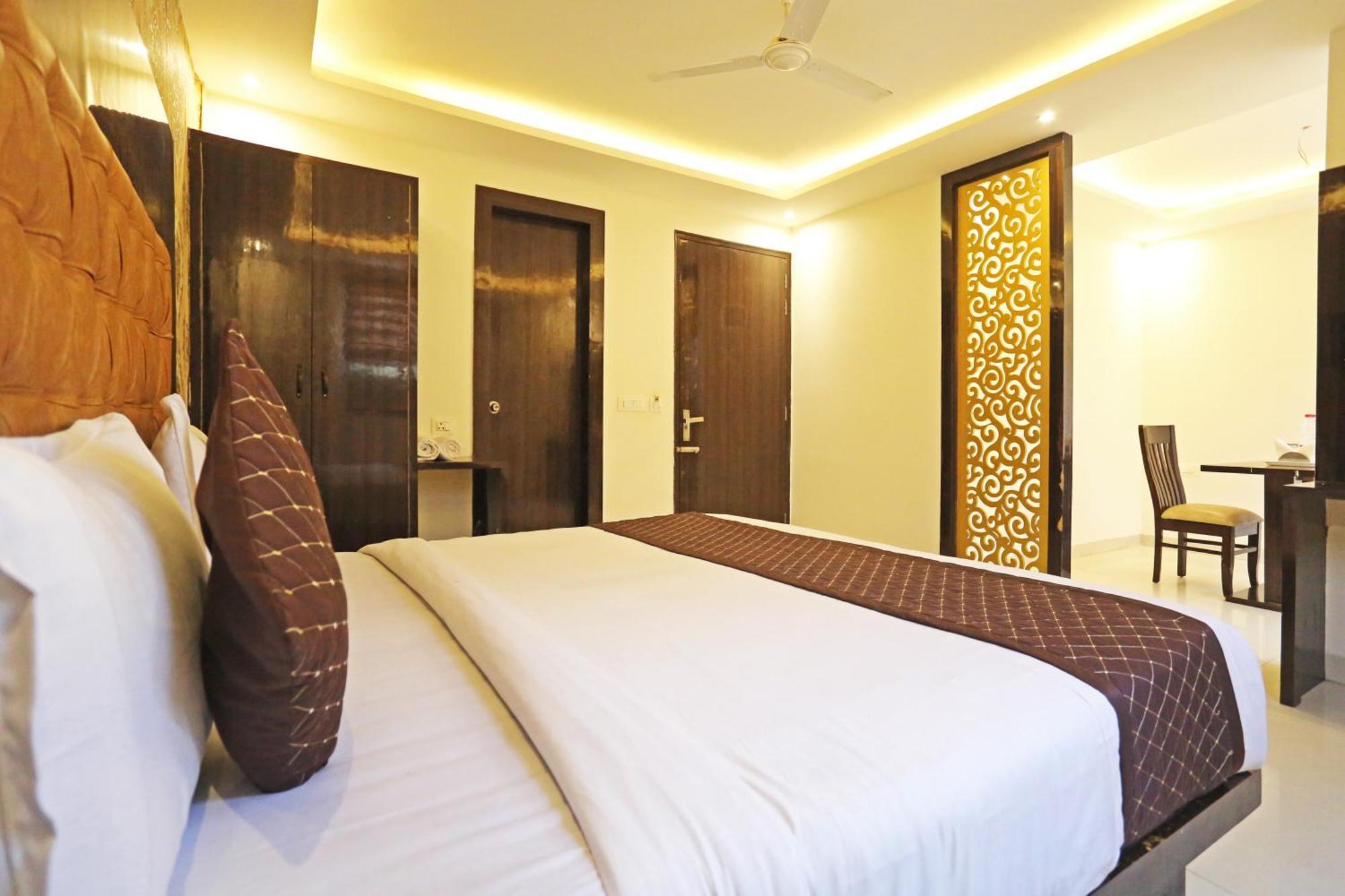 Iconic Near Delhi Igi International Airport Hotel New Delhi