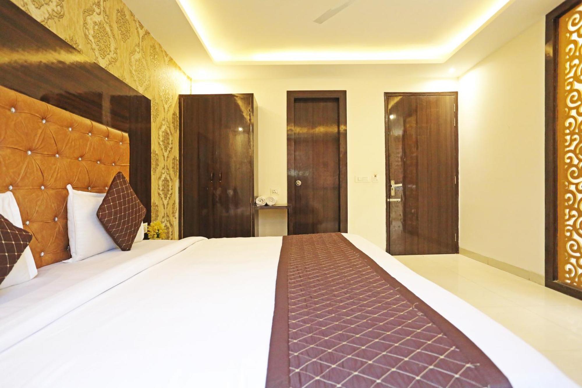 Iconic Near Delhi Igi International Airport Hotel New Delhi